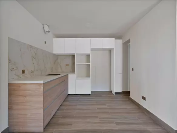 3-bedroom Villa In Marbella, Spain (379 M²)