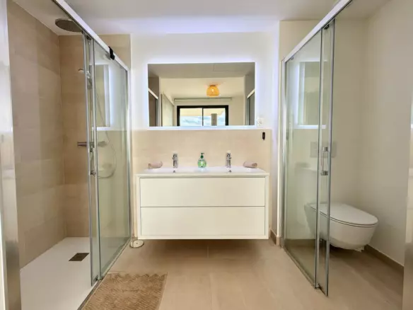 2-bedroom Apartment In Fuengirola, Spain (97 M²)