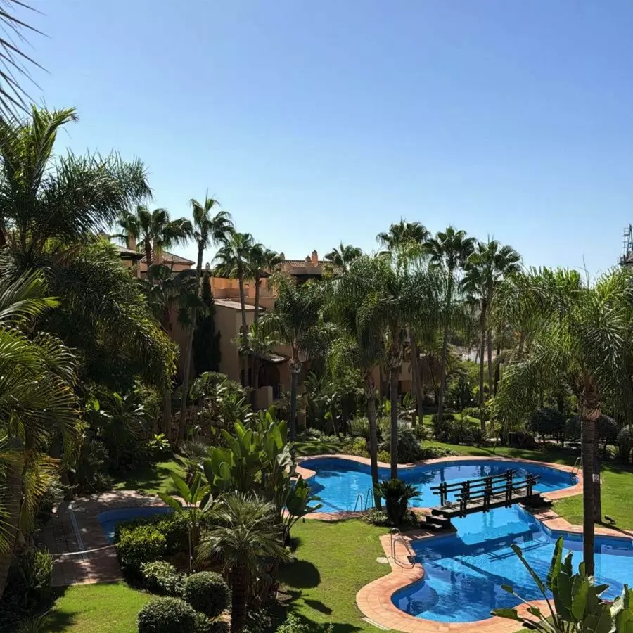 3-bedroom Apartment In Estepona, Spain (135 M²)