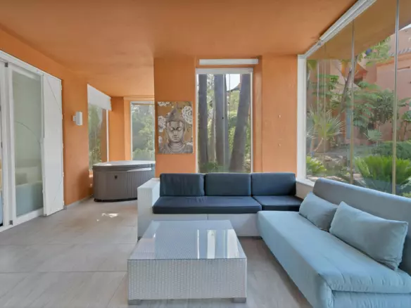 3-bedroom Apartment In Marbella, Spain (169 M²)