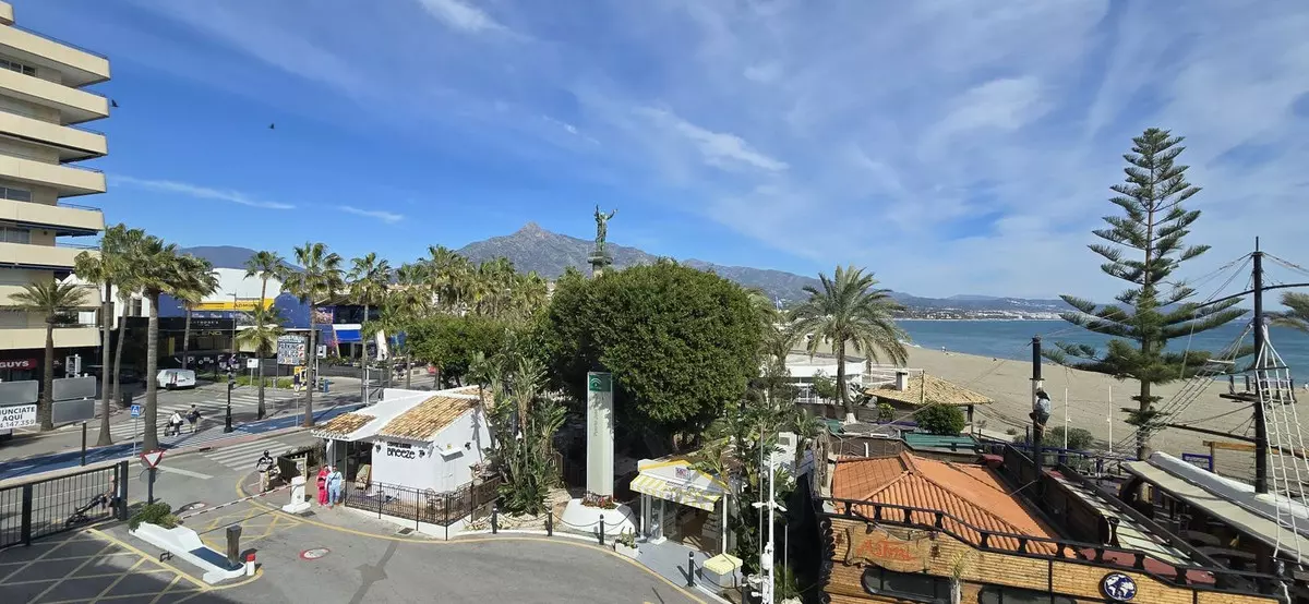 1-bedroom Apartment In Marbella, Spain (85 M²)