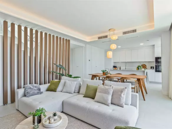 3-bedroom Apartment In Marbella, Spain (148 M²)