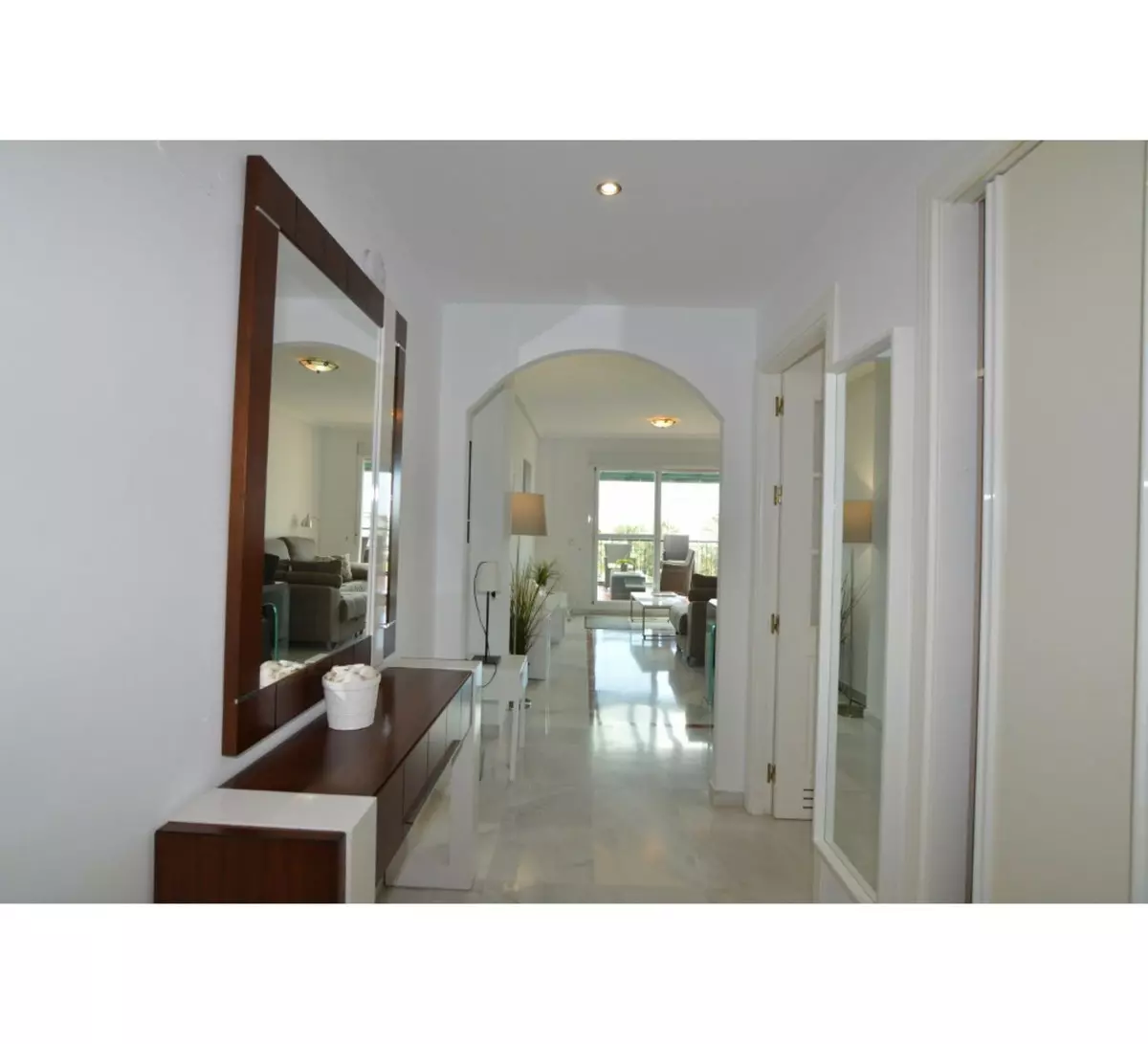 ShowFeedImage-7e0bdb 2-bedroom Apartment In Marbella, Spain (102 M²)