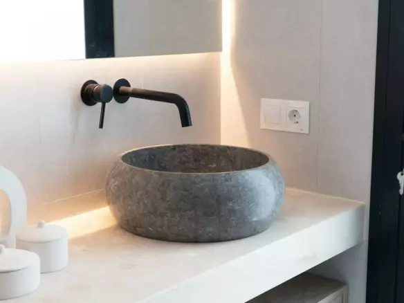 2-bedroom Apartment In Marbella, Spain (95 M²)