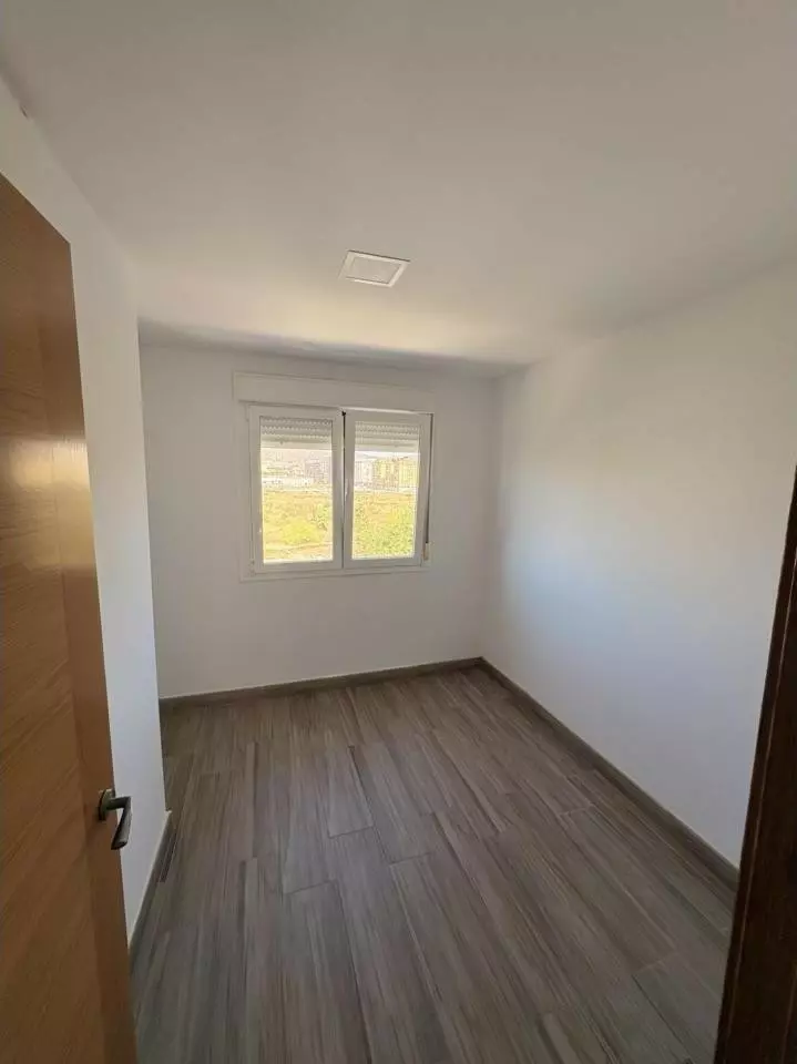 3-bedroom Apartment In Málaga, Spain (90 M²)