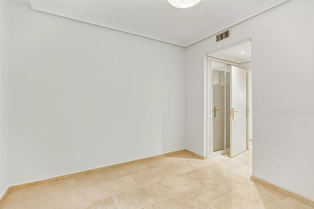 2-bedroom Apartment In Marbella, Spain (115 M²)