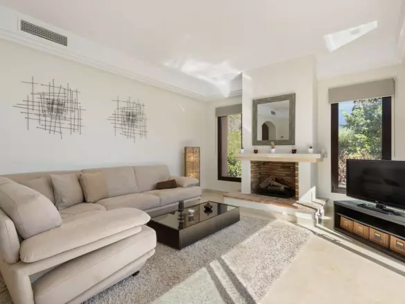2-bedroom Apartment In Benahavis, Spain (102 M²)
