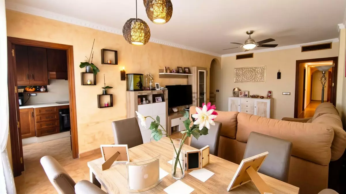 4-bedroom Apartment In Estepona, Spain (107 M²)