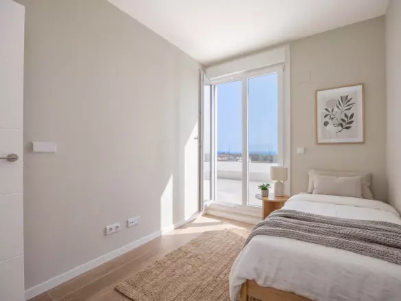 4-bedroom Apartment In Marbella, Spain (129 M²)