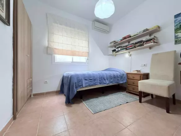 3-bedroom Apartment In Alhaurín El Grande, Spain (107 M²)