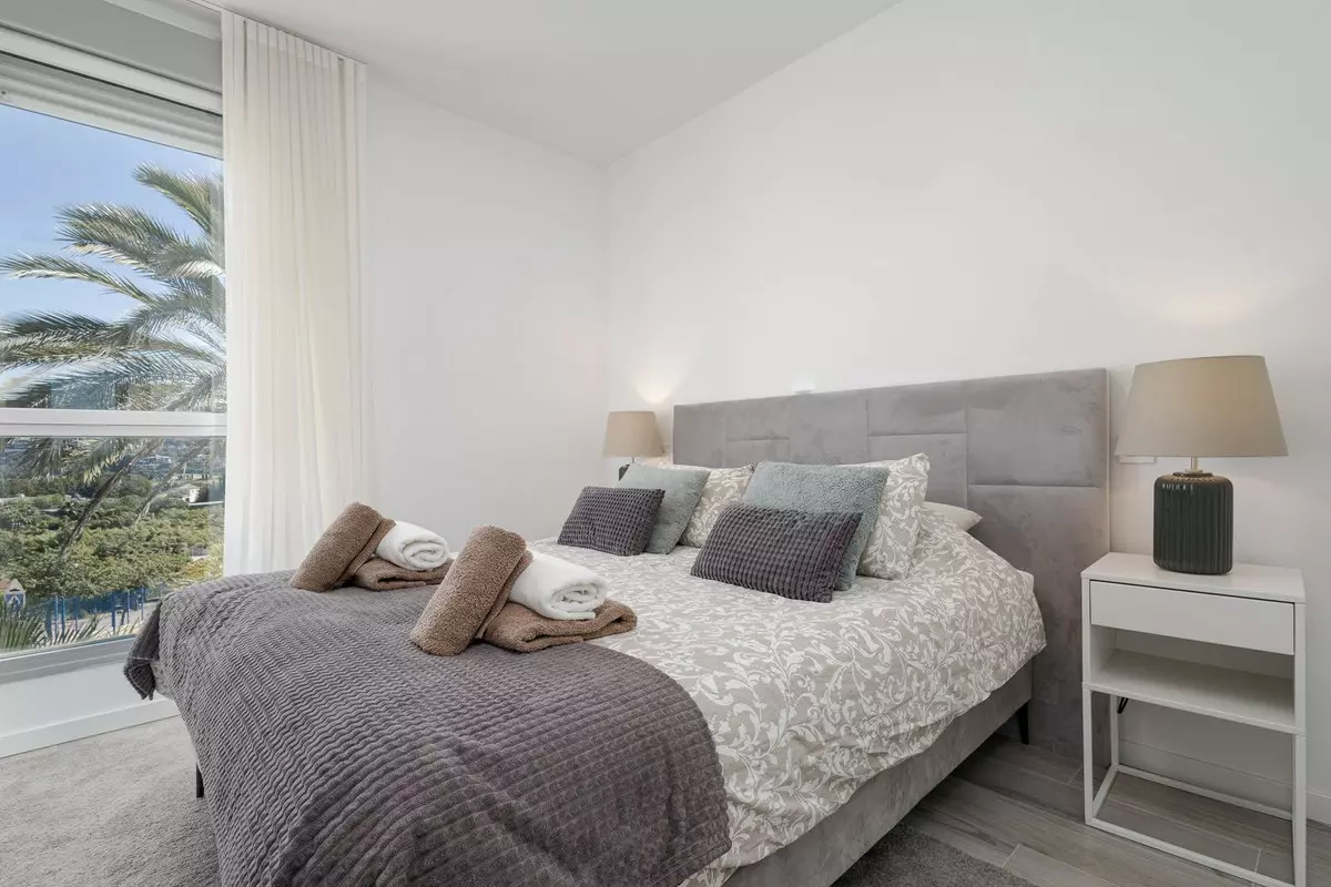 3-bedroom Apartment In Estepona, Spain (107 M²)