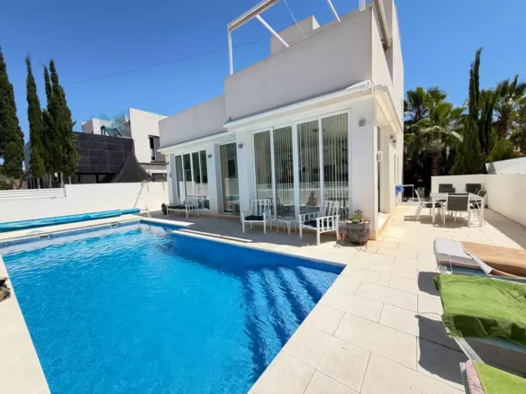 4-bedroom Villa In Orihuela, Spain (160 M²)