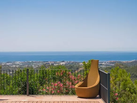5-bedroom Villa In Benahavis, Spain (414 M²)
