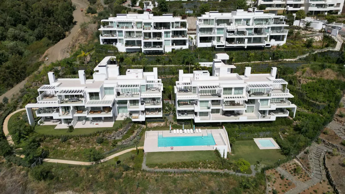2-bedroom Apartment In Ojen, Spain (111 M²)