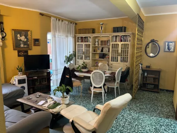 3-bedroom Apartment In Málaga, Spain (90 M²)
