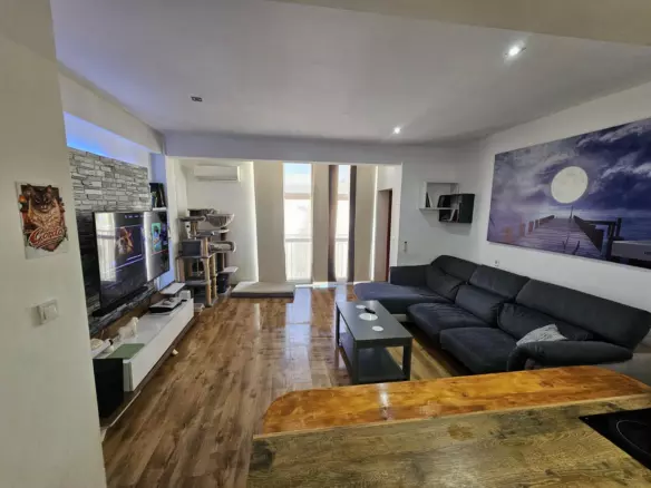 2-bedroom Apartment In Torremolinos, Spain (80 M²)