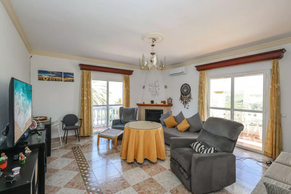 3-bedroom Country House In Álora, Spain (310 M²)