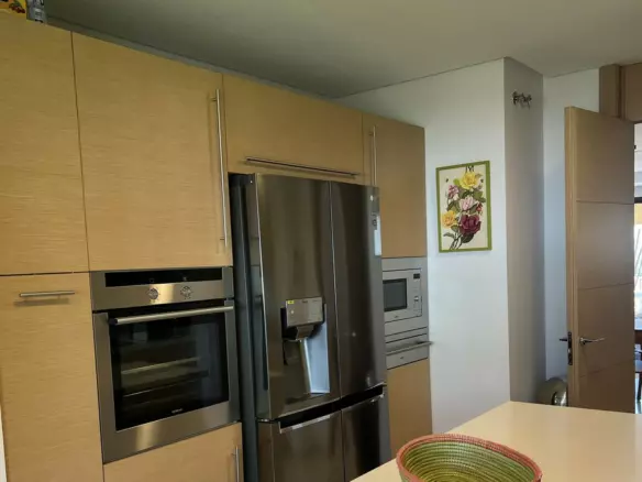 3-bedroom Apartment In Benahavis, Spain (124 M²)