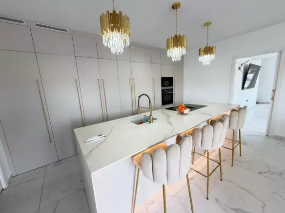 6-bedroom Villa In Orihuela, Spain (240 M²)