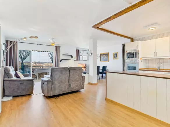 3-bedroom Apartment In Fuengirola, Spain (106 M²)