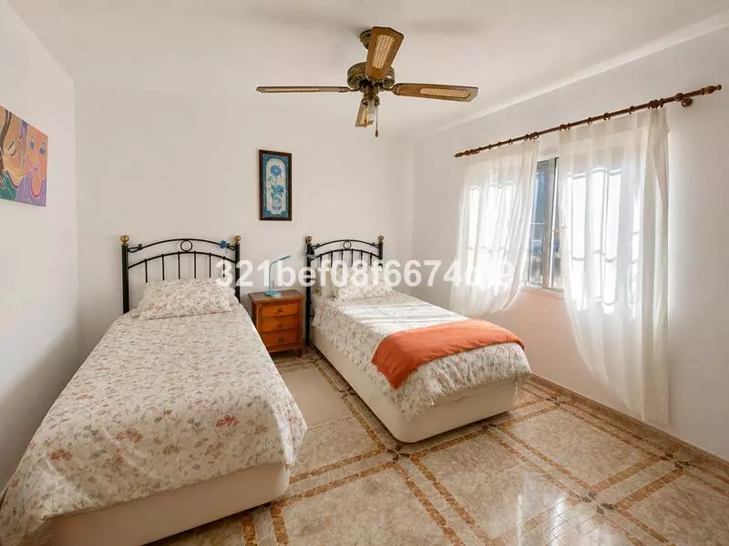3-bedroom Town House In Málaga, Spain (140 M²)