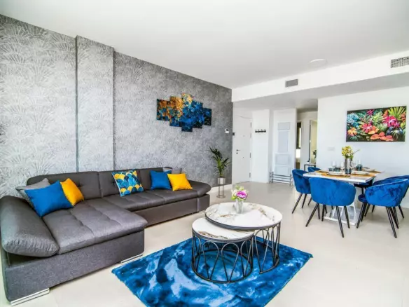 3-bedroom Apartment In Fuengirola, Spain (119 M²)