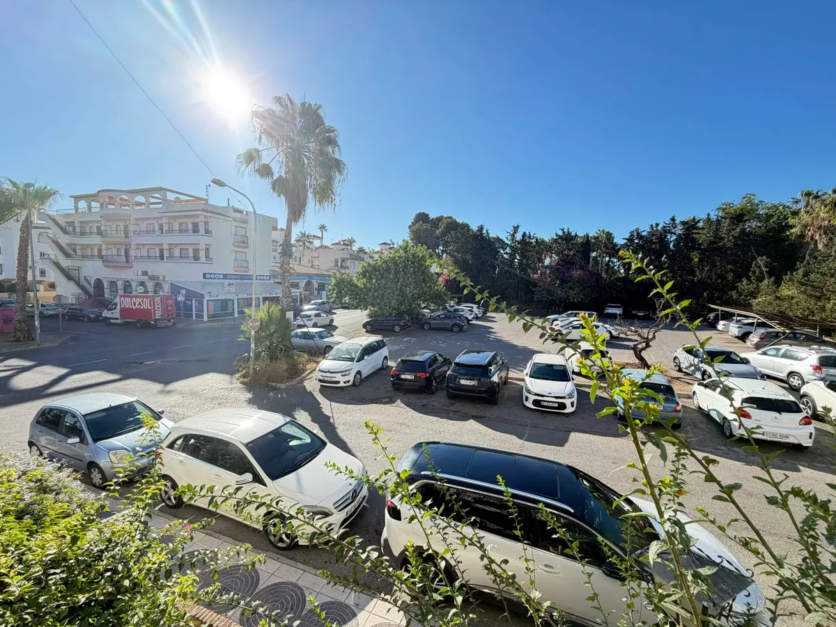 2-bedroom Apartment In Orihuela, Spain (65 M²)