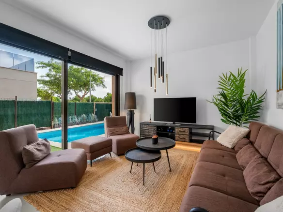 3-bedroom Villa In San Javier, Spain (142 M²)