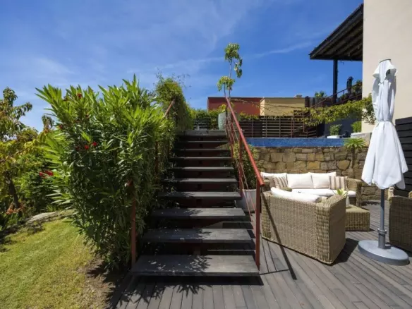 3-bedroom Villa In Málaga, Spain (260 M²)