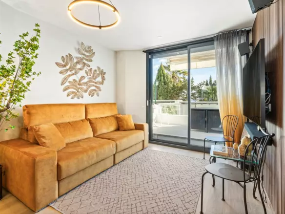 3-bedroom Town House In Fuengirola, Spain (152 M²)