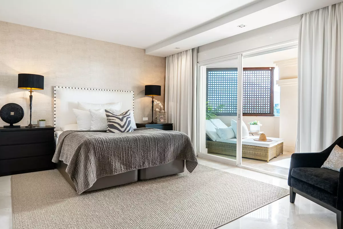 3-bedroom Apartment In Marbella, Spain (300 M²)