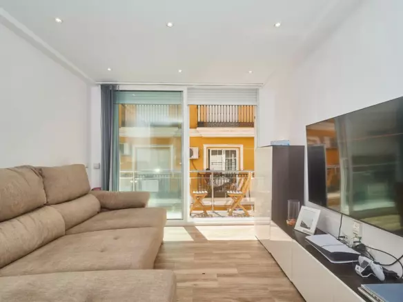 3-bedroom Apartment In Fuengirola, Spain (96 M²)
