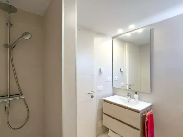 2-bedroom Apartment In Casares, Spain (108 M²)