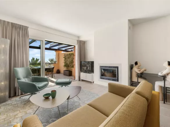 4-bedroom Apartment In Málaga, Spain (159 M²)