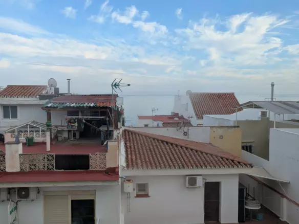2-bedroom Apartment In Torremolinos, Spain (87 M²)