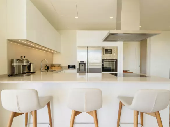 4-bedroom Apartment In Benahavis, Spain (238 M²)