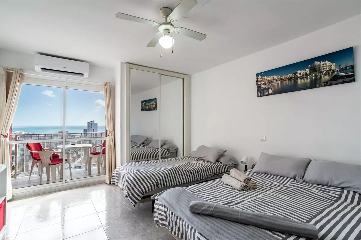 1-bedroom Apartment In Benalmádena, Spain (31 M²)