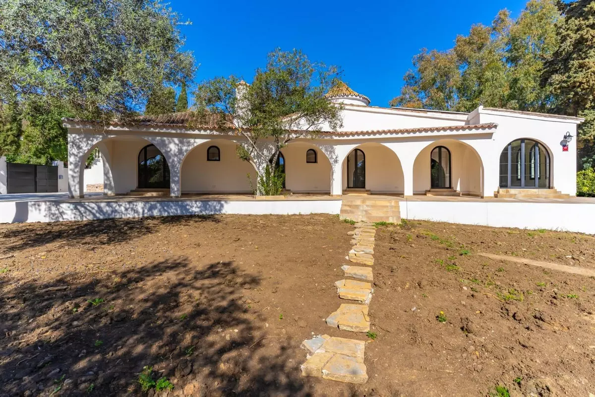 4-bedroom Villa In Mijas, Spain (175 M²)