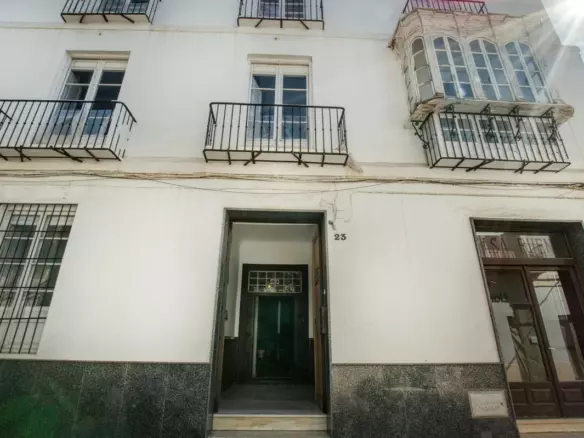 12-bedroom Town House In Vélez – Málaga, Spain (347 M²)