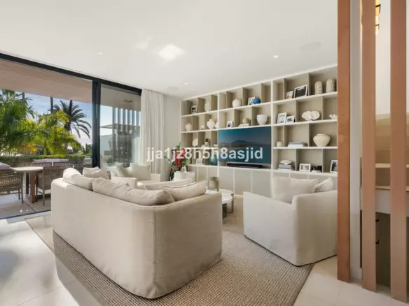 4-bedroom Villa In Marbella, Spain (421 M²)