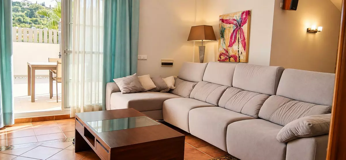 3-bedroom Apartment In Coín, Spain (274 M²)
