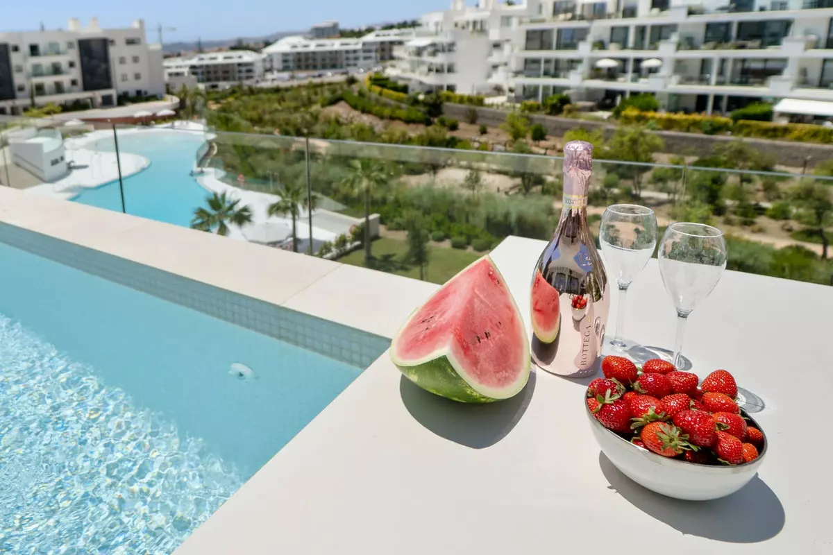 3-bedroom Apartment In Fuengirola, Spain (153 M²)