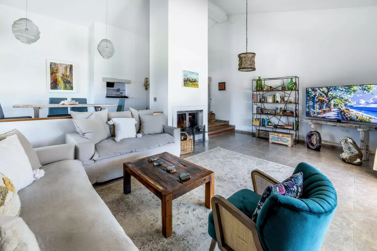 4-bedroom Villa In Alhaurín El Grande, Spain (213 M²)