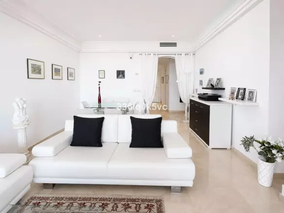 2-bedroom Apartment In Benahavis, Spain (104 M²)