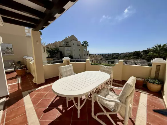 2-bedroom Apartment In Marbella, Spain (113 M²)