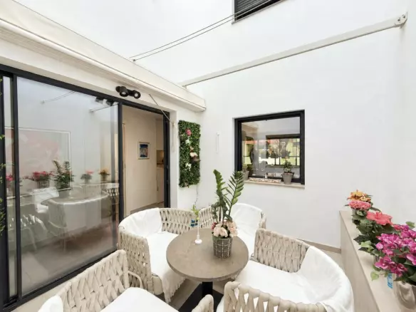 2-bedroom Apartment In Fuengirola, Spain (119 M²)