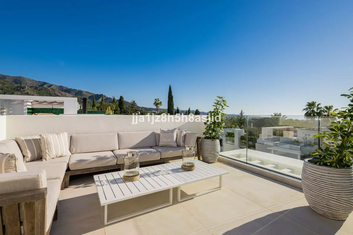 4-bedroom Villa In Marbella, Spain (421 M²)