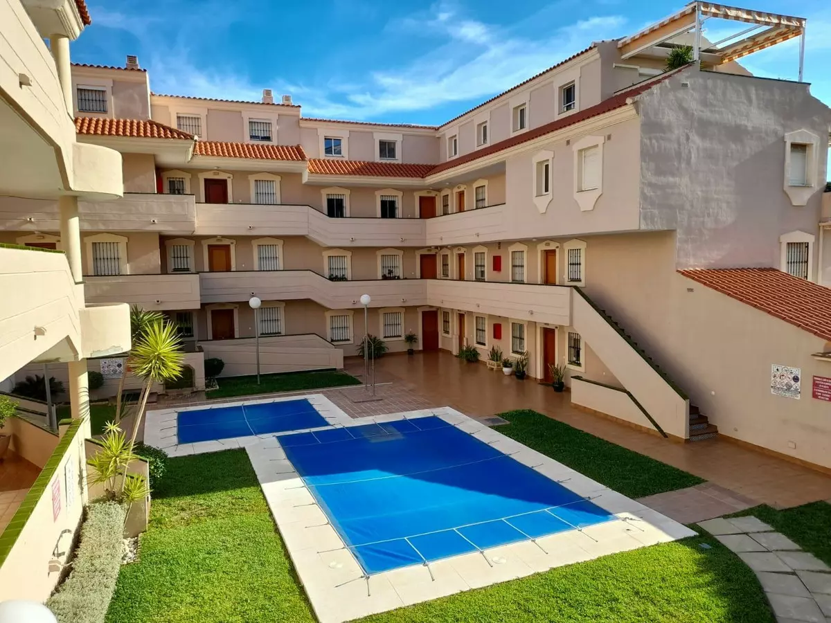 2-bedroom Apartment In Benalmádena, Spain (74 M²)