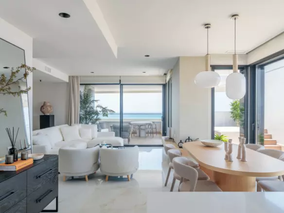 2-bedroom Apartment In Benidorm, Spain (103 M²)