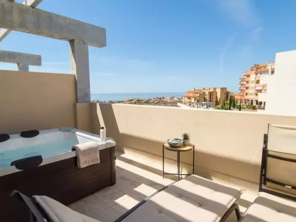 3-bedroom Apartment In Mijas, Spain (129 M²)